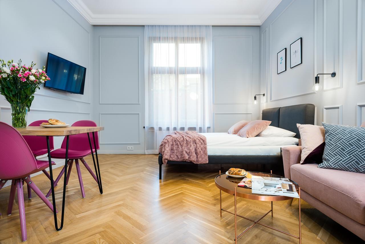 P&J Luxury Apartments 크라쿠프 외부 사진