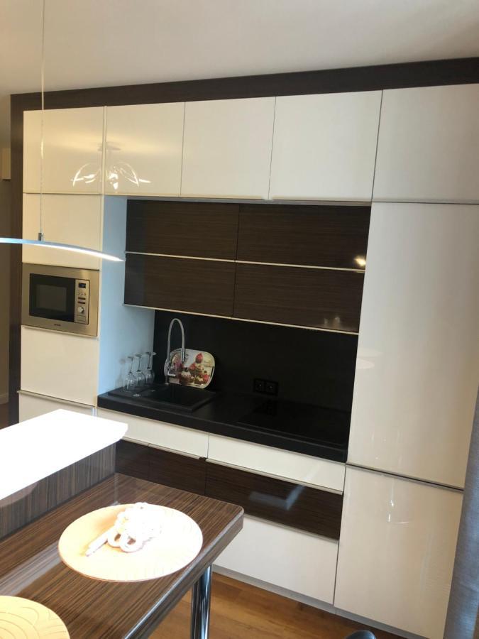 P&J Luxury Apartments 크라쿠프 외부 사진