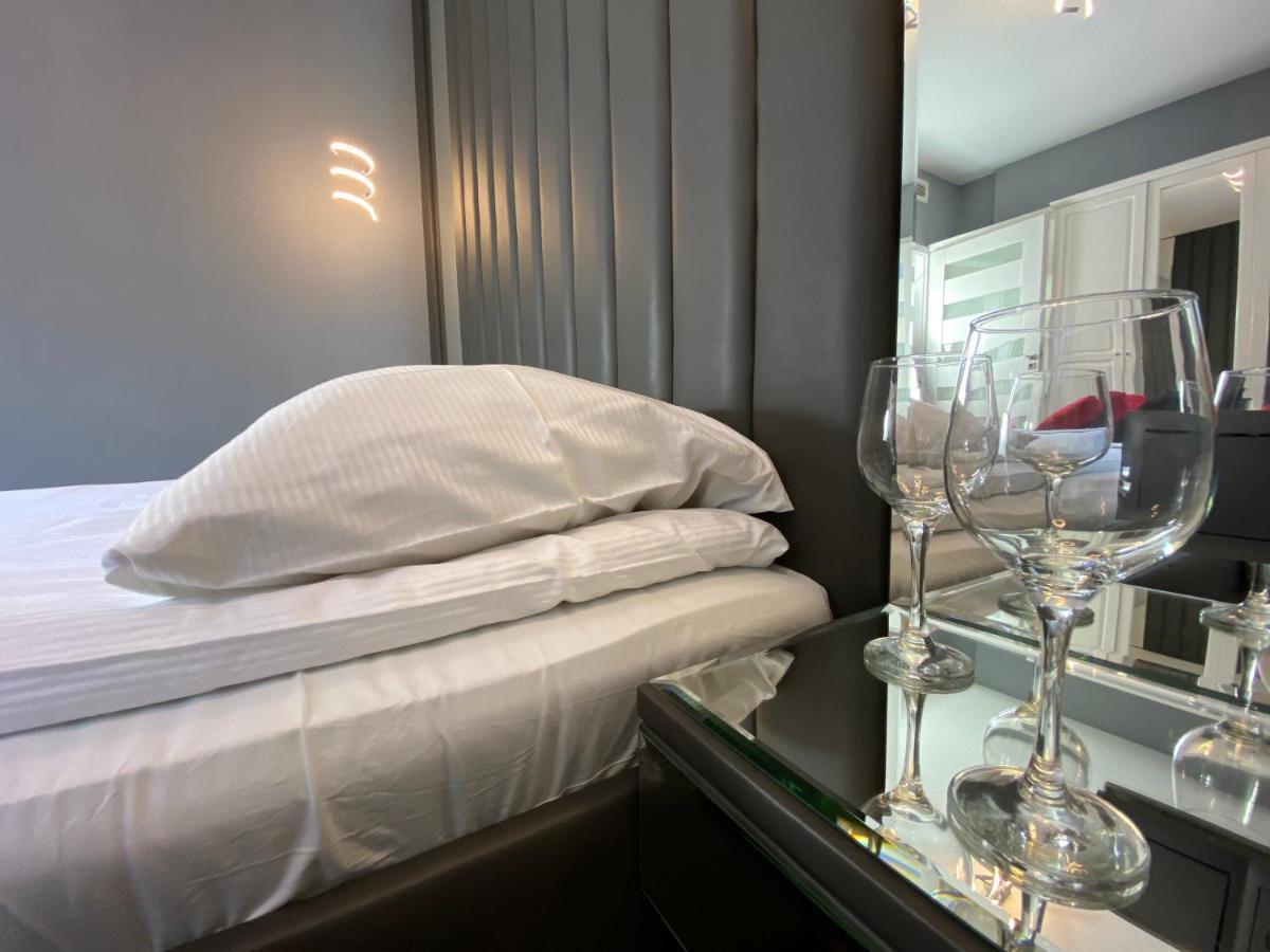 P&J Luxury Apartments 크라쿠프 외부 사진
